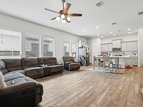 2nd image of 2208 Rothbury Dr