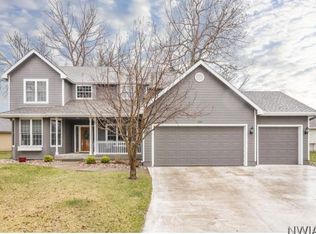 230 Windflower Bnd, Dakota Dunes, SD 57049