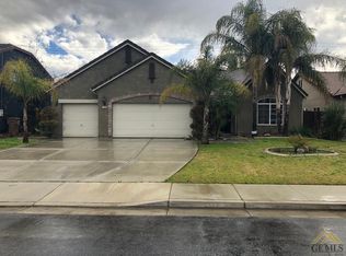 11601 Mondego Dr, Bakersfield, CA