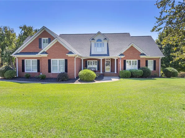 208 Dandelion Trl, Anderson, SC 29621