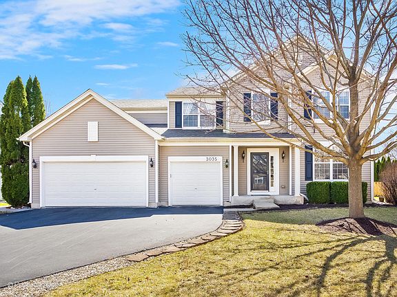 3rd image of 3035 Silver Charm Ln