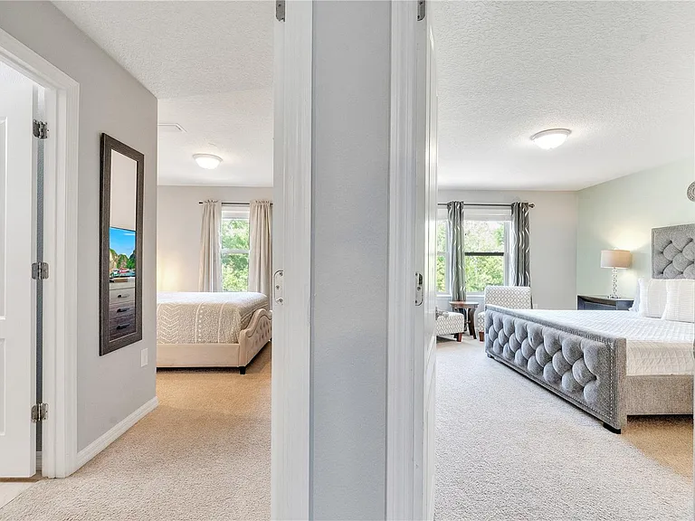 8827 Geneve Ct — Photo 37