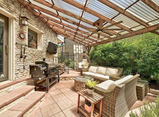 122 Acapulco Dr, Lakeway, TX 78734