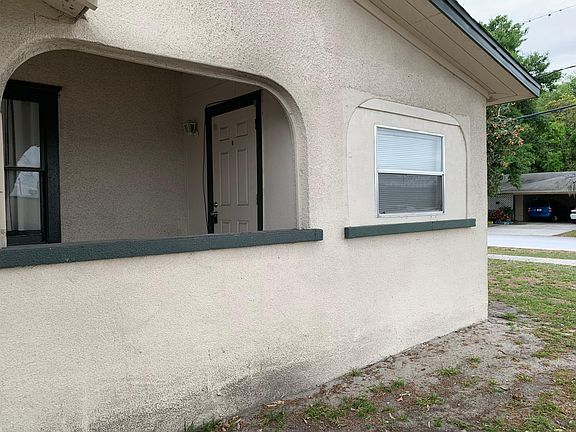 2nd image of 654 Bates Ave SW #1
