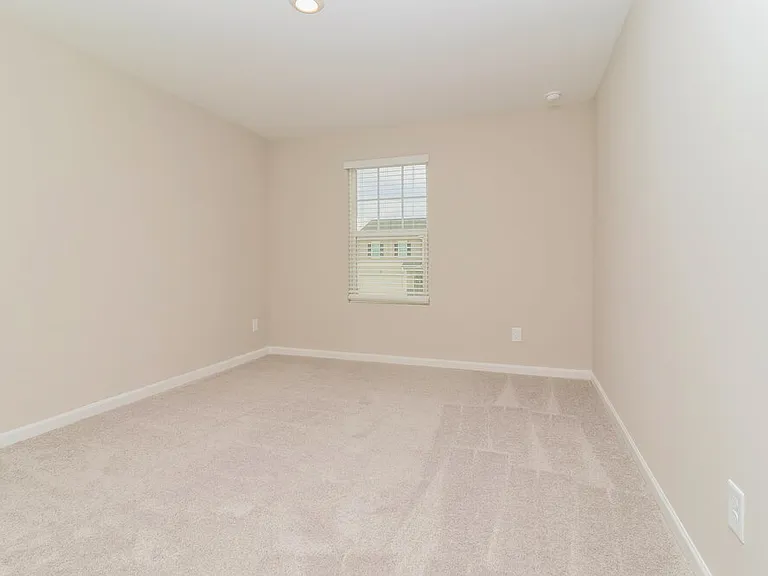 506 Knightsbridge Ln — Photo 11