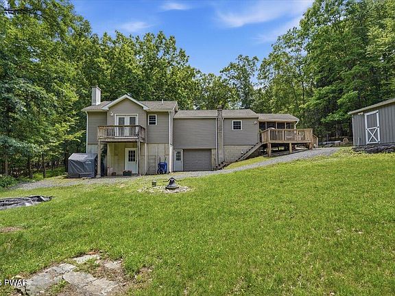3rd image of 302 Dove Ct