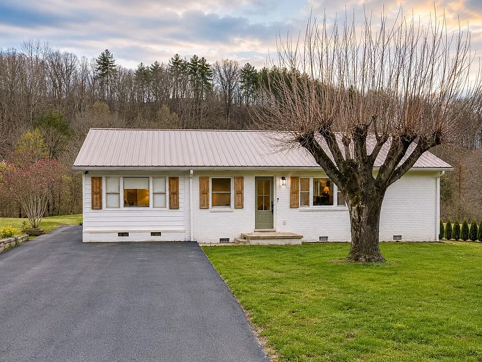 286 Kitchens Branch Rd