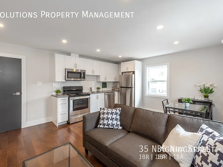 35 Niagara St #3 — Photo 3