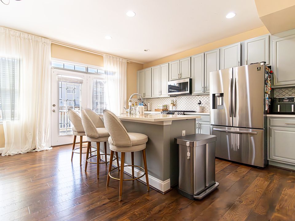 1st image of 2607 River Basin Ln