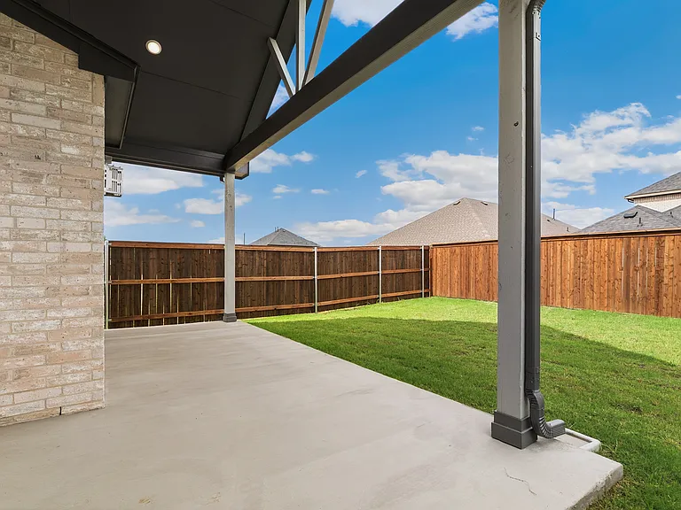 1424 Bettolo Dr — Photo 34