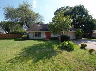 1114 Gloucester Ct N, Irving, TX 75062