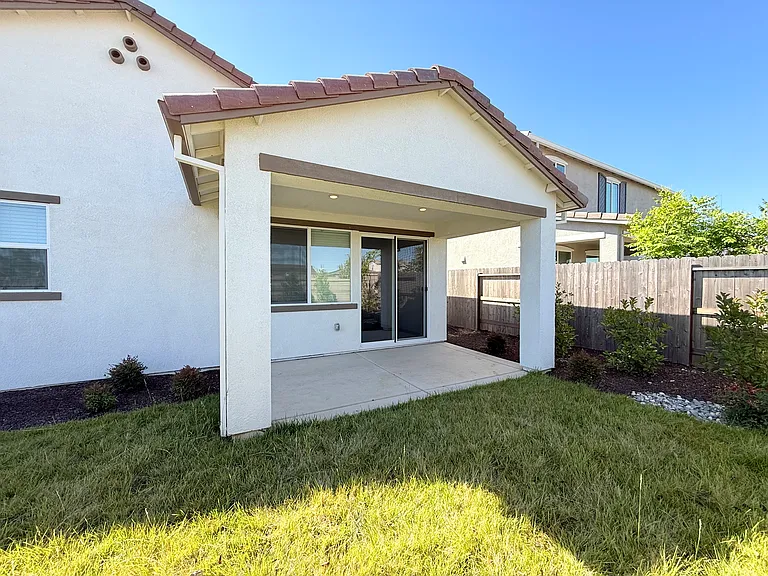 4594 Duckhawk Cir — Photo 38