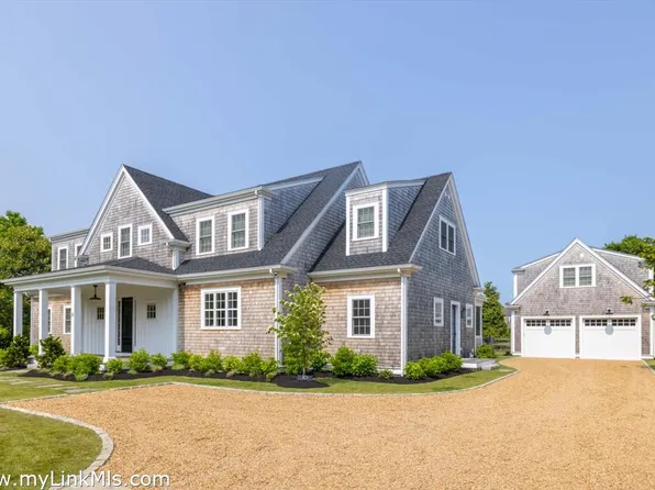 10 Puwal Ln, Edgartown, MA 02539