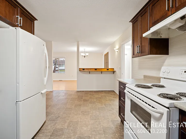 45400 Jackson St #A — Photo 5