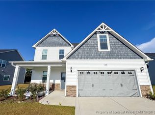 509 Amusement Dr, Hope Mills, NC 28348