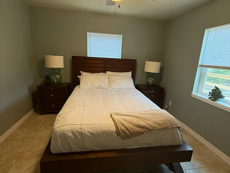 483 Church St #2 — Photo 6