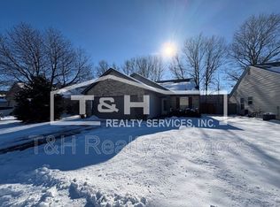 737 Muirfield Dr, Brownsburg, IN 46112