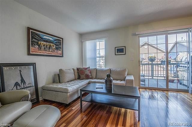 1st image of 2939 Central Park Blvd