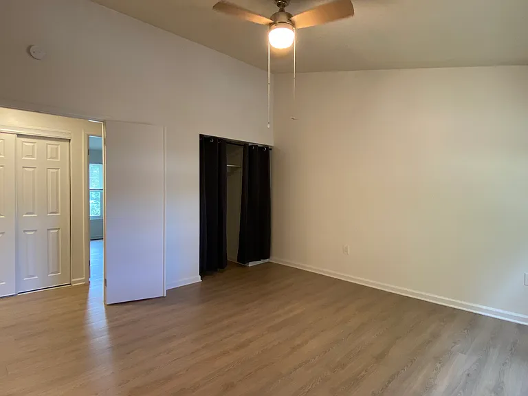 15618 Emery Ct — Photo 12
