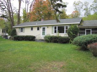 50 Cemetery Rd, Halfmoon, NY 12065