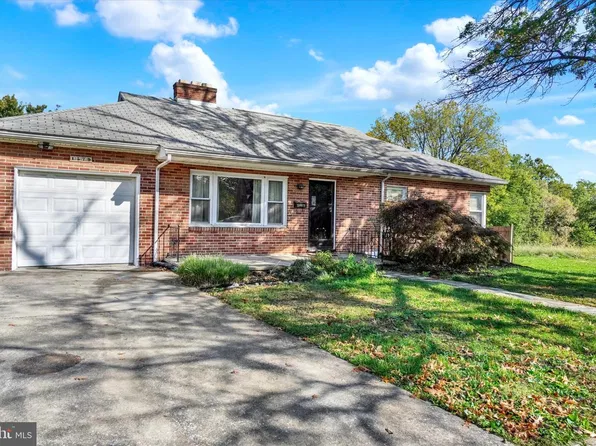 1579 E Philadelphia St, York, PA 17403