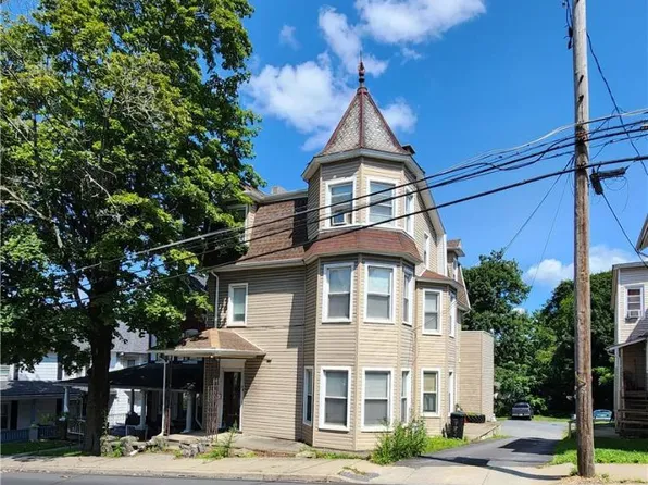 38 W Central Ave, Bangor, PA 18013