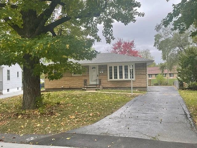 290 Eldorado Dr — Photo 3