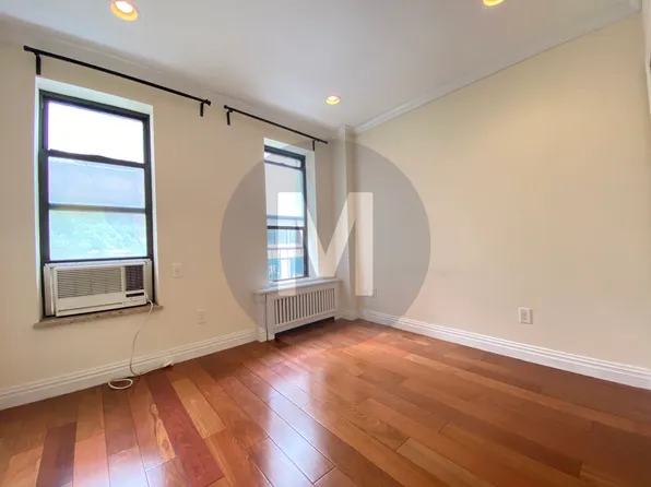 314 East 62nd Street image 1 of 7