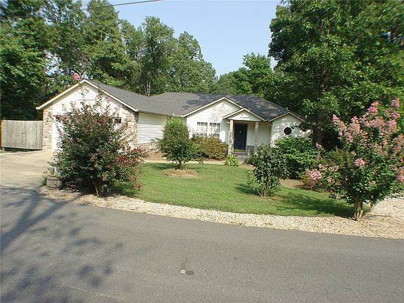 2nd image of 52 Eddleston Dr