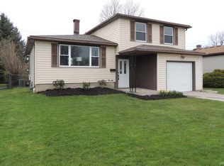 110 Brentwood Dr, Cheektowaga, NY 14227