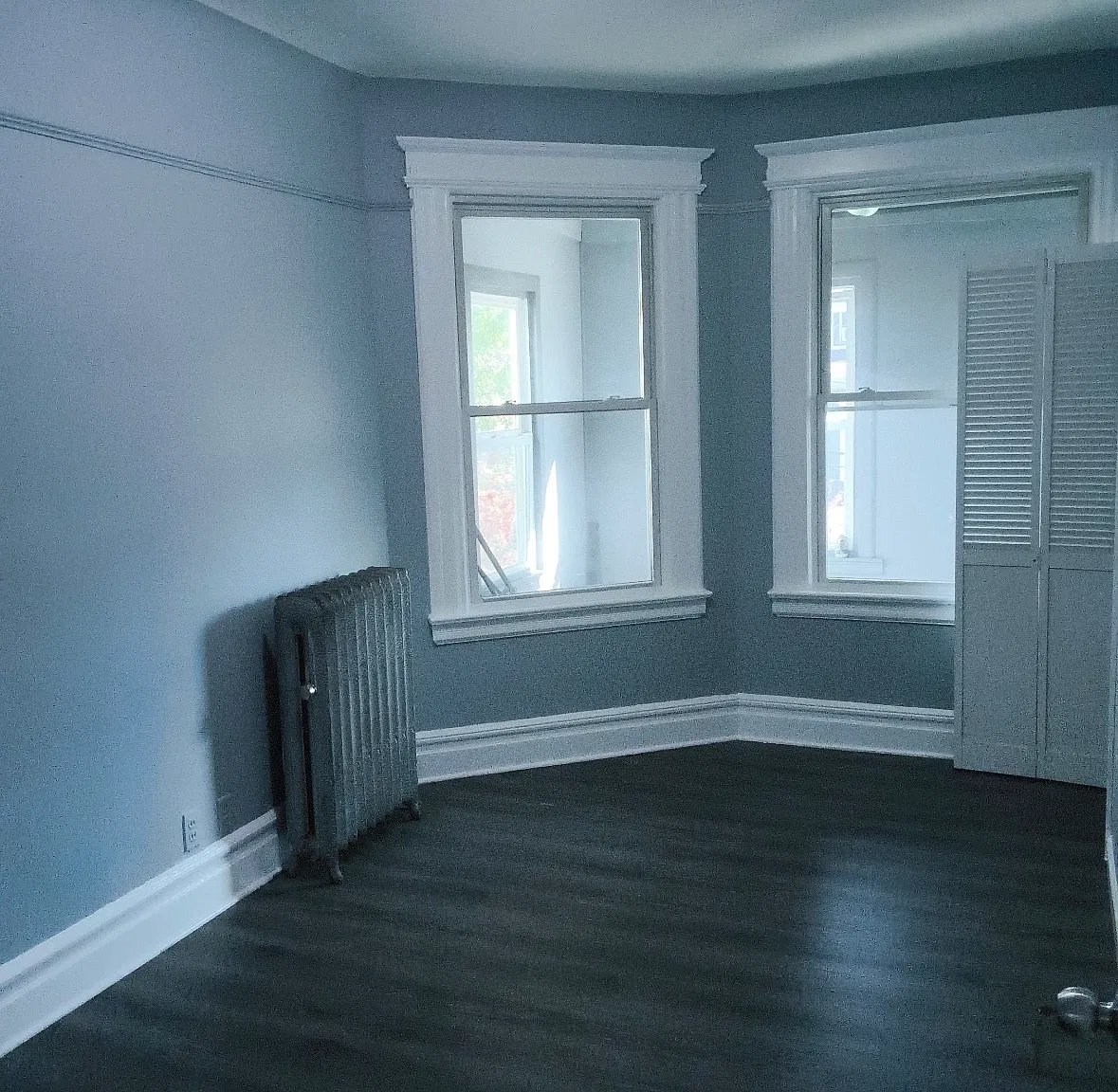 4 bed, $2,300 — Photo 2