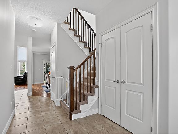 3rd image of 2200 Dogwood Cres