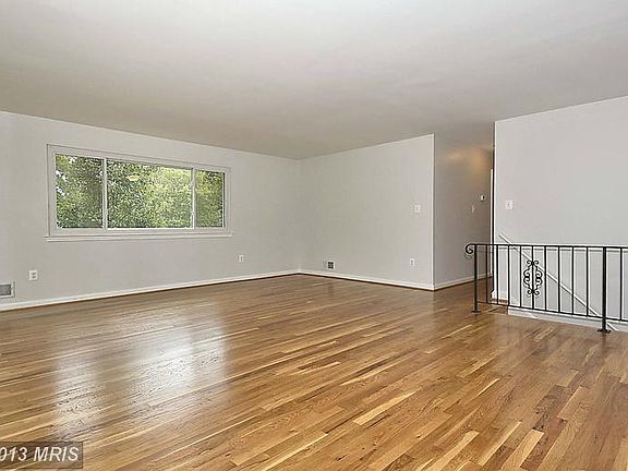2nd image of 5009 Swinton Dr
