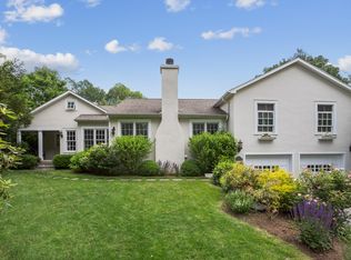 12 Witch Ln, Norwalk, CT 06853