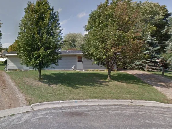840 Grace St, Platteville, WI 53818