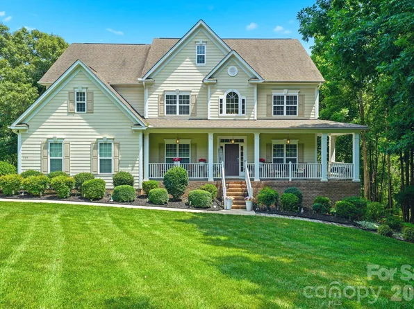 309 Walking Horse Trl, Davidson, NC 28036