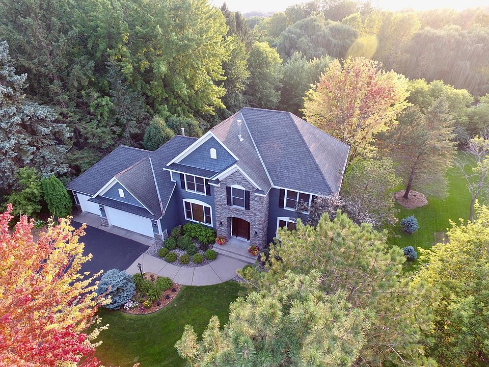 1st image of 2400 Hidden Lake Dr