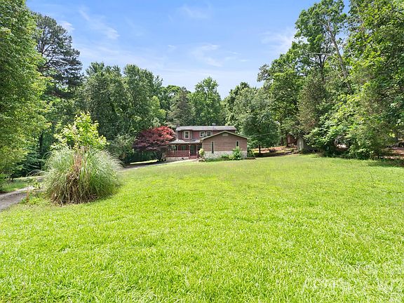 2nd image of 164 Luther Shrum Ln