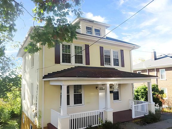3rd image of 2124 Holley Rd NE