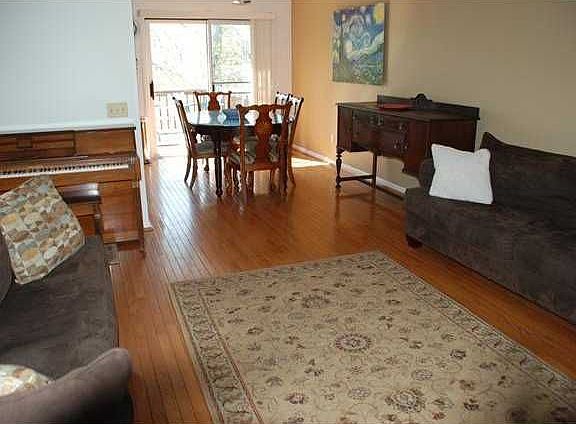 4th image of 1269 Glen Carlyn Dr