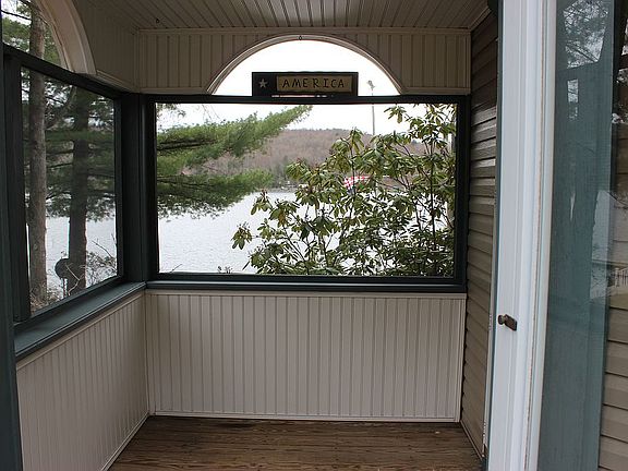 Covered porch to front door