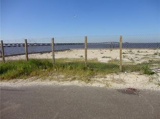 337 Lakeview Dr, Slidell, LA 70458