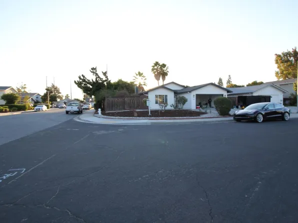 2149 Avenida De Las Flores, Santa Clara, CA 95054