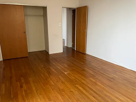 Rented by Sandra Ospina, Licensed Real Estate Broker | media 14