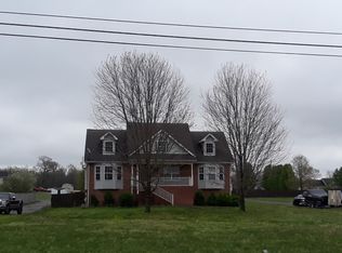 5253 E Robertson Rd, Cross Plains, TN 37049