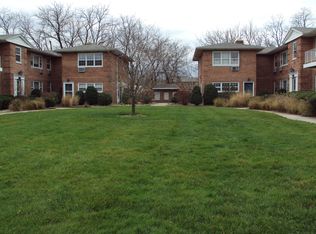 86 Shore Road #FL 1ST, Pt Washington, NY 11050