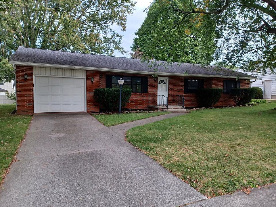 1st image of 25 Garcia Dr