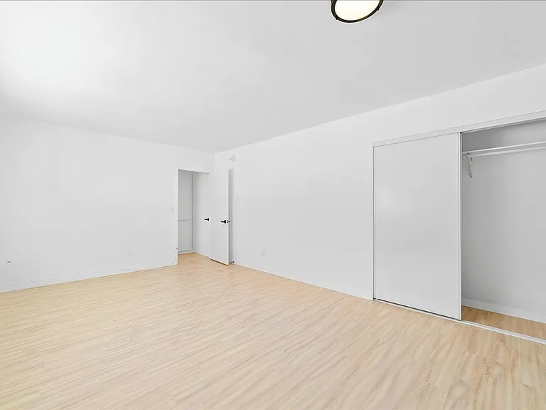 3761 Jasmine Ave #19 — Photo 12