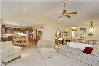 4th image of 2063 Meadowdale Dr NW
