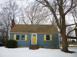 30 Bayview Ter, Danvers, MA 01923